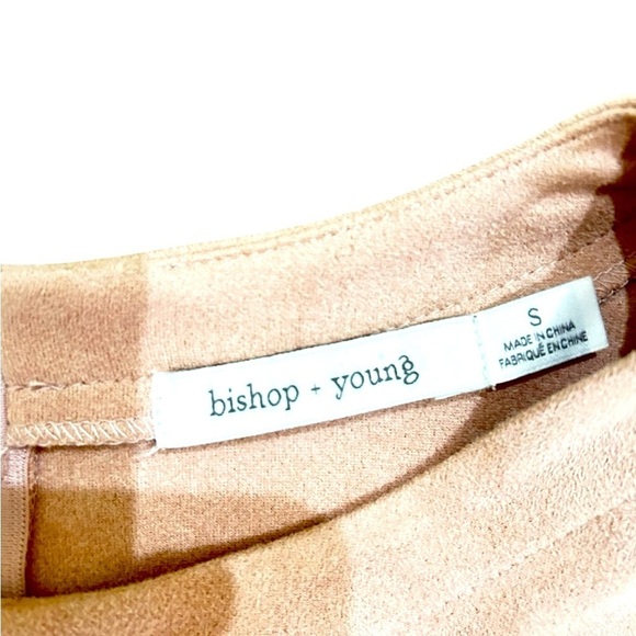 Bishop + Young blush faux suede Boxy Crop short sleeve top size small - Picture 8 of 9